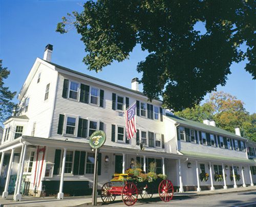 The Griswold Inn Essex Exterior photo